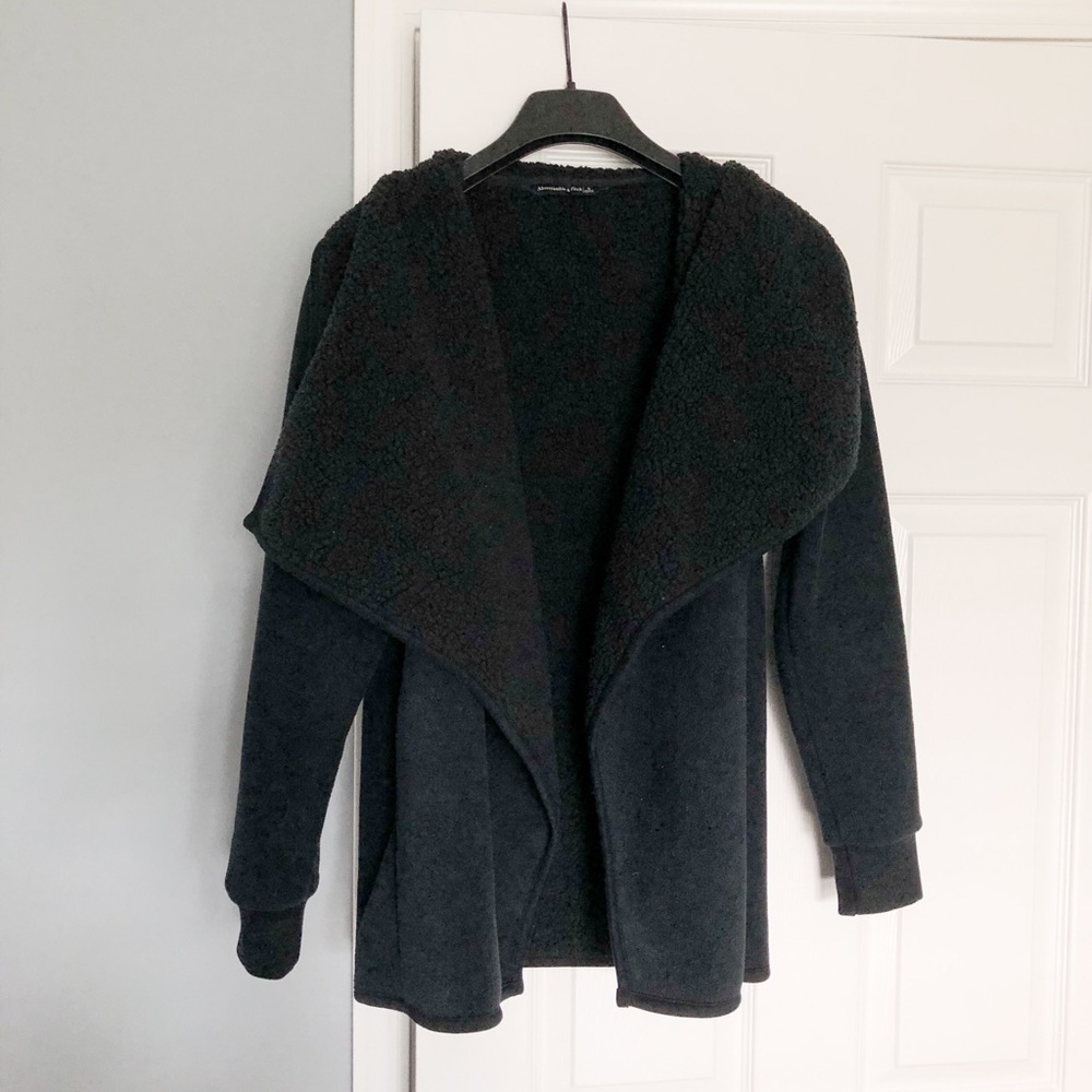 Women’s A&F Fleece Sherpa Lined Sweater Jacket